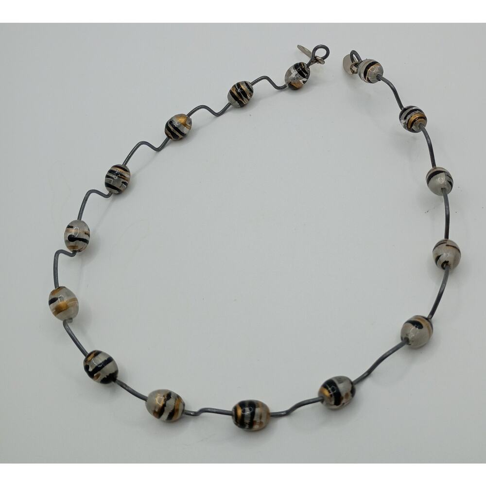 Victoria Tane Headbenz - Black and Gold Beads - Picture 4 of 7